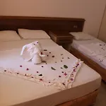 Hotel Xeno Sonas Alpina 4*