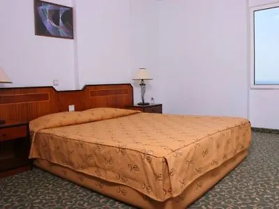 Xeno Sonas Alpina Hotel